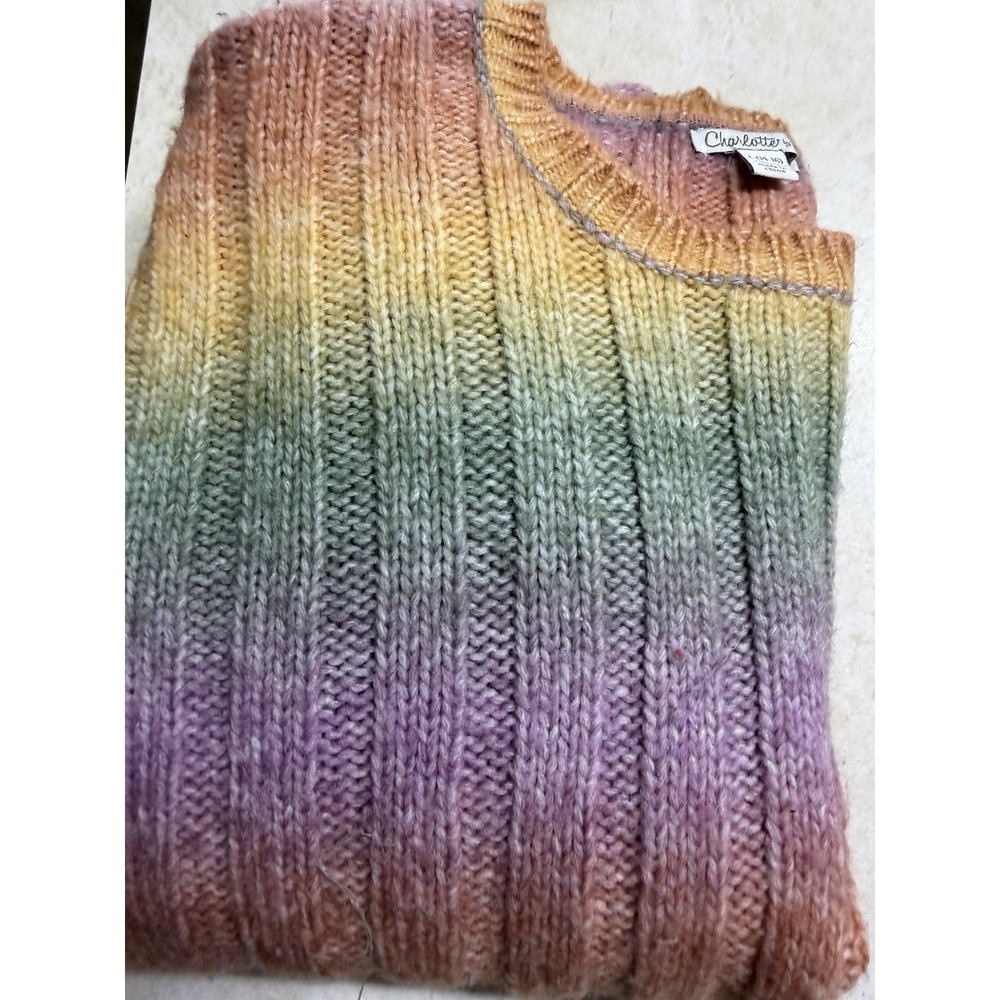 Sweater - Picture 4 of 4